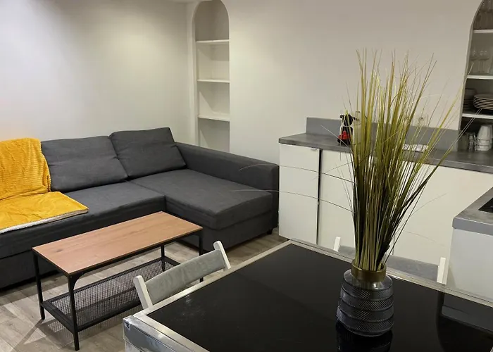Practical Near Le Louvre 아파트 파리